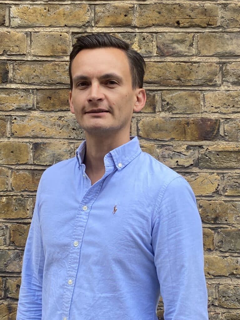 Alan Hargreaves QuMind Headshot Insight Platforms 768x1024