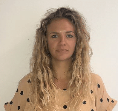Clare Woodward Headshot